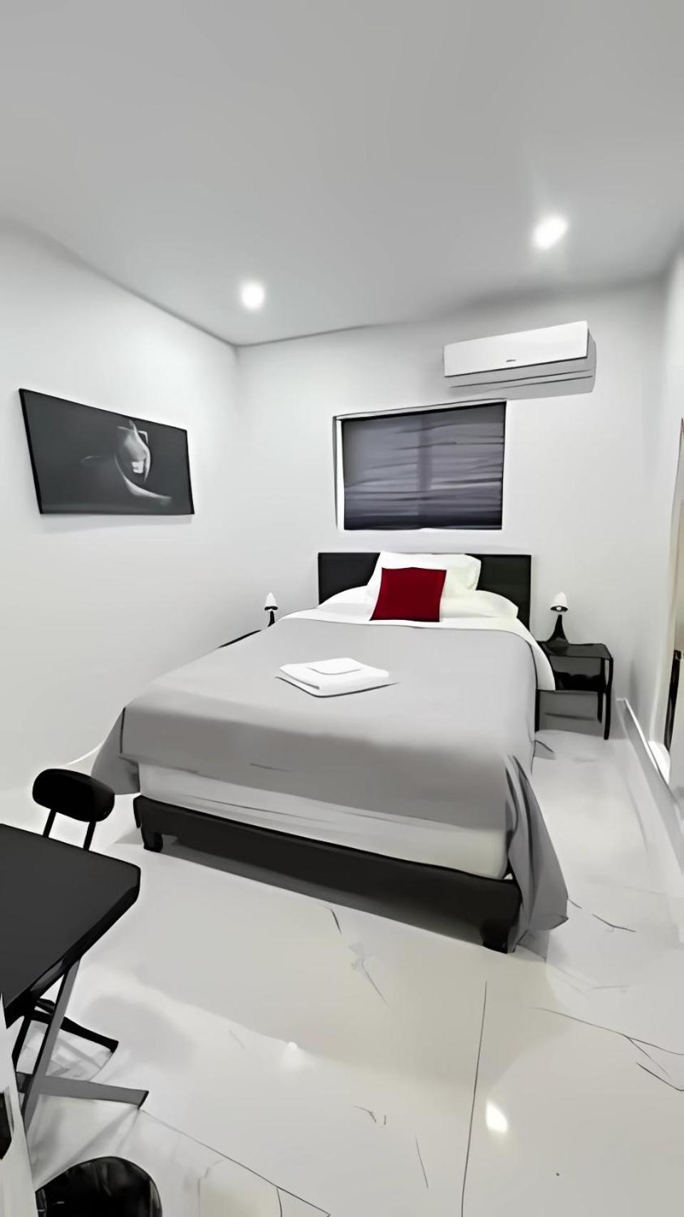 Cozy Private Room, Near The Airport - Free Parking - 01 Miami Dış mekan fotoğraf